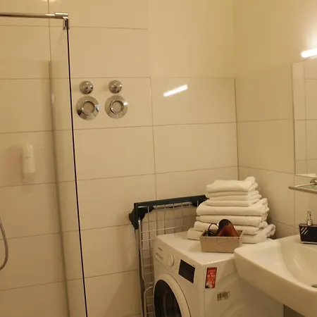 Isar Boardinghouse شقة