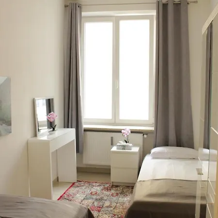 Isar Boardinghouse شقة